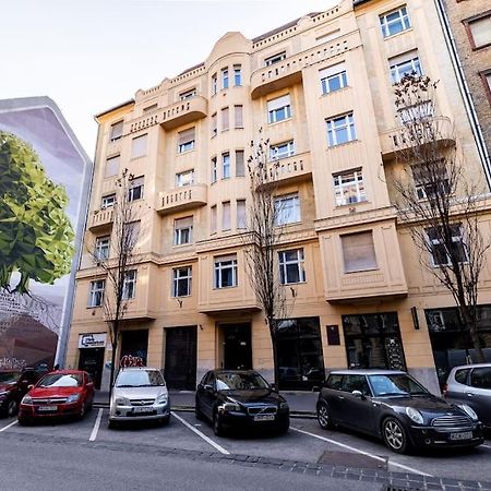 Stylish Central Apartment Budapest Exteriör bild