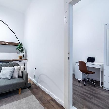 Stylish Central Apartment Budapest Exteriör bild
